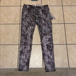 Jennifer Lopez Metallic Black & Silver Snake-Print Leggings